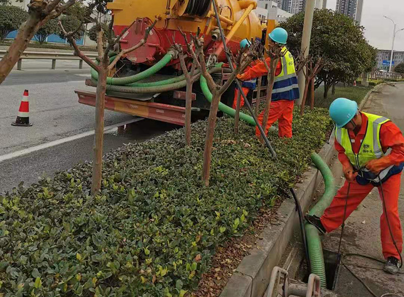 渔洋镇市政管道清淤